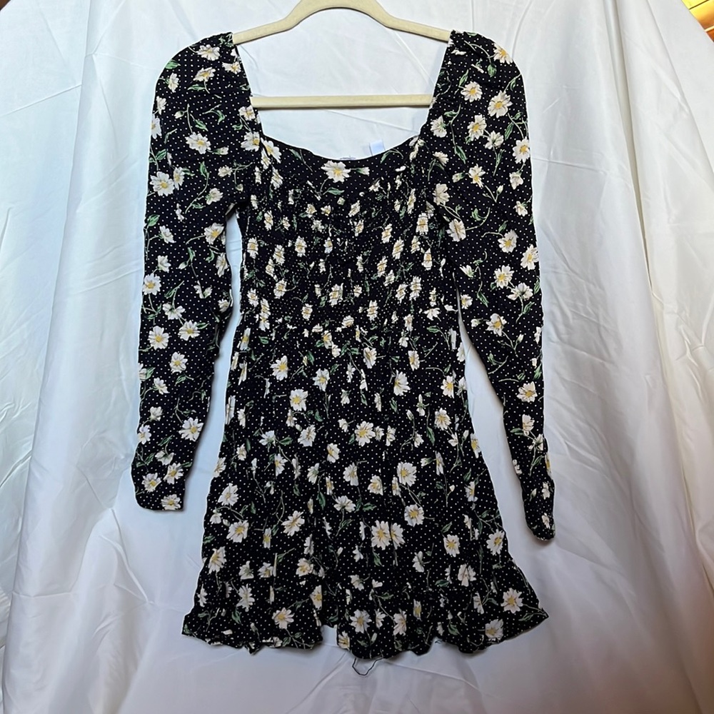 Flowy Black Dress with Lil Yellow Flowers and Tiny Dots, size 8
